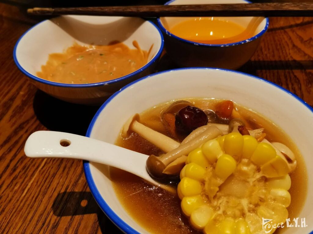 菌王府，菇菇火鍋